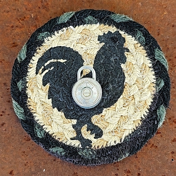 VINTAGE Master Lock Co. Key Fob - Picture 1 of 11